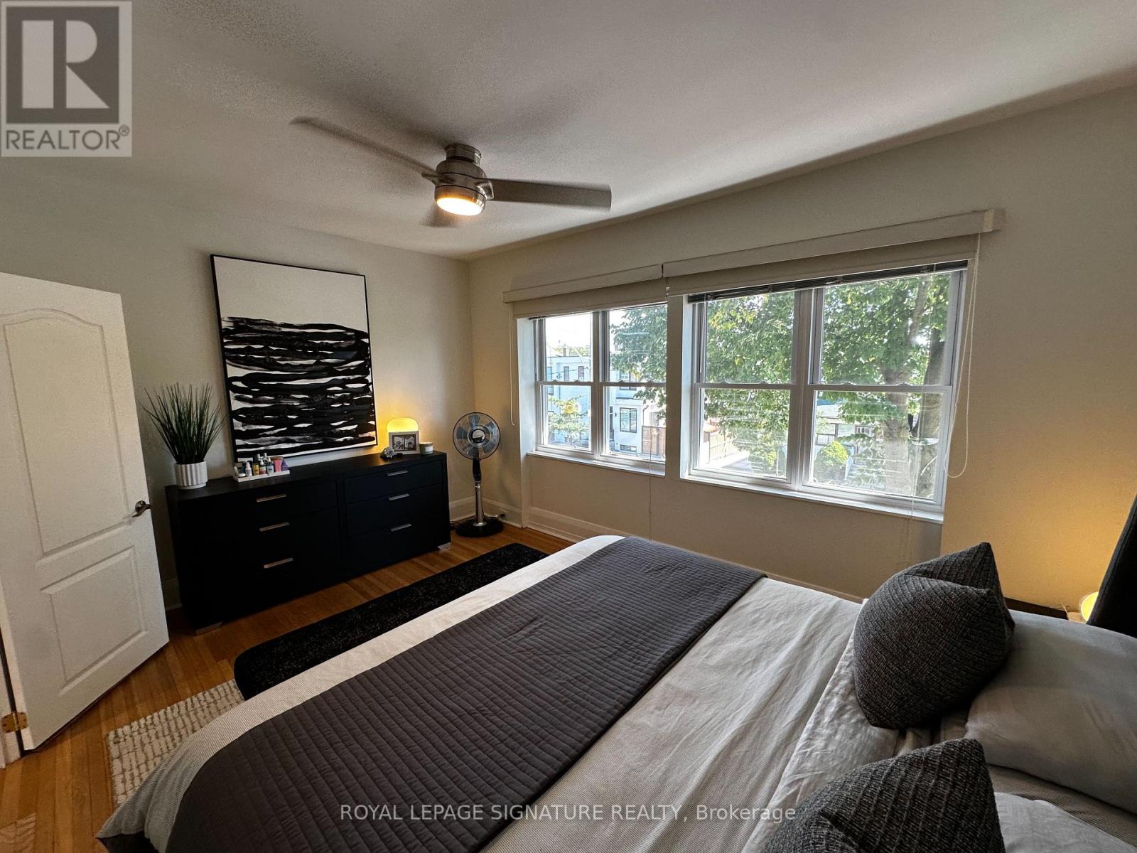 Photo 31 of Upper 198 Earlscourt Avenue, Toronto ON