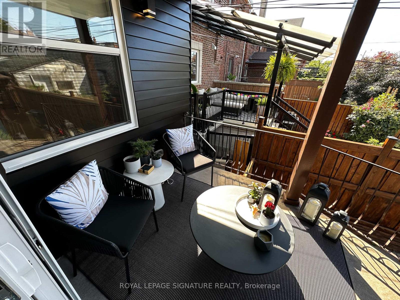 Photo 21 of Upper 198 Earlscourt Avenue, Toronto ON