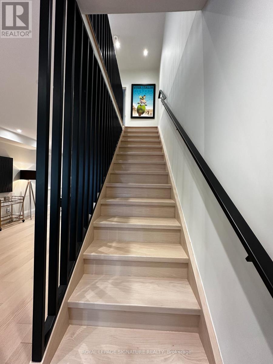 Photo 6 of Upper 198 Earlscourt Avenue, Toronto ON