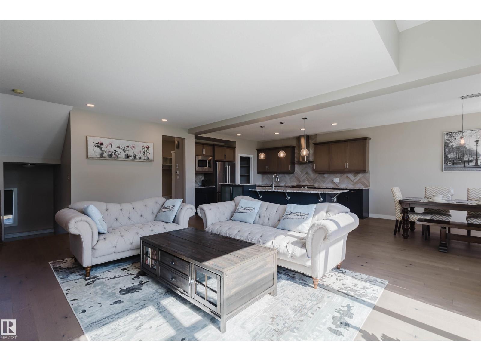 Photo 10 of 4125 Kennedy Green Sw, Edmonton AB