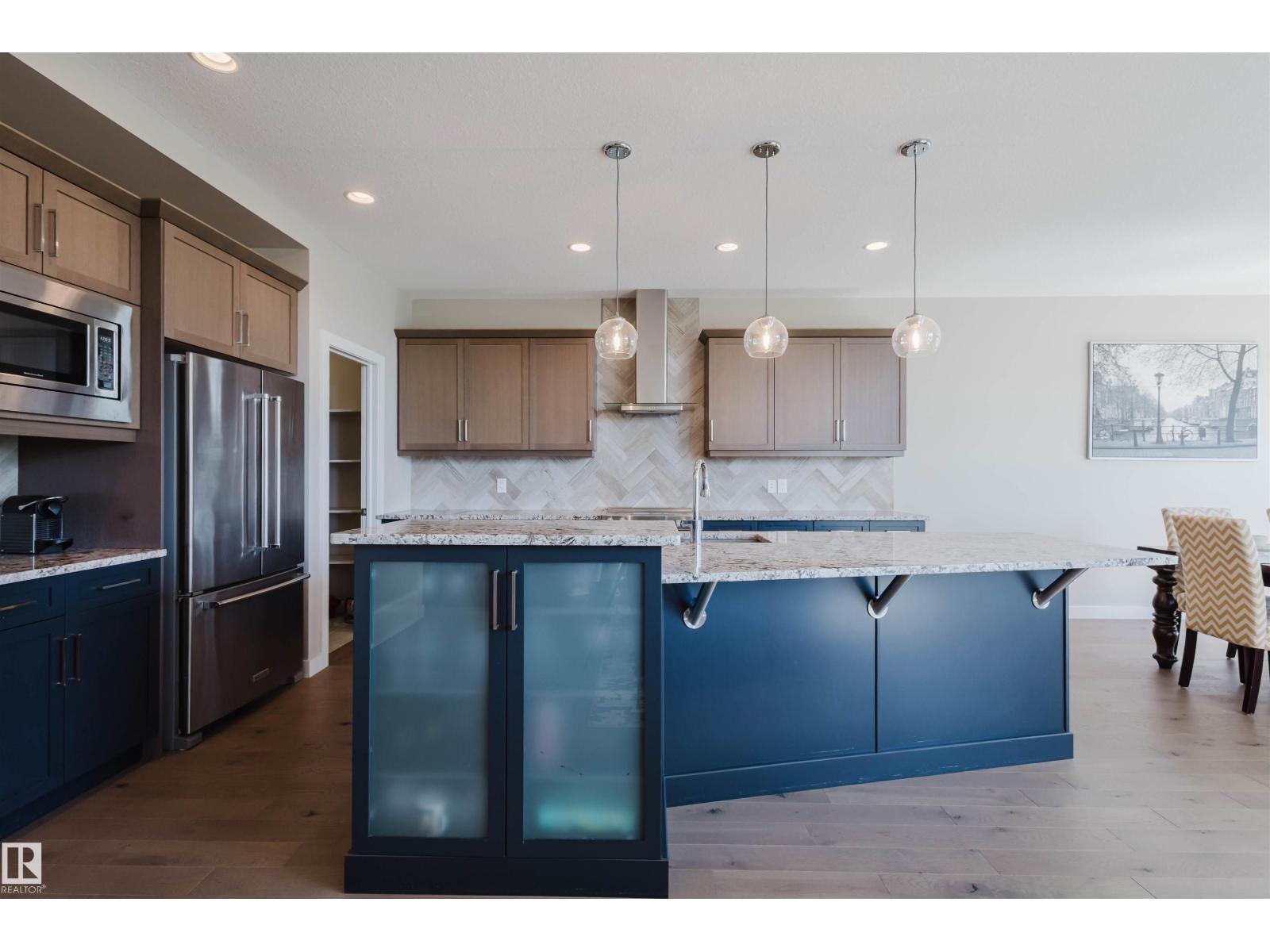 Photo 12 of 4125 Kennedy Green Sw, Edmonton AB