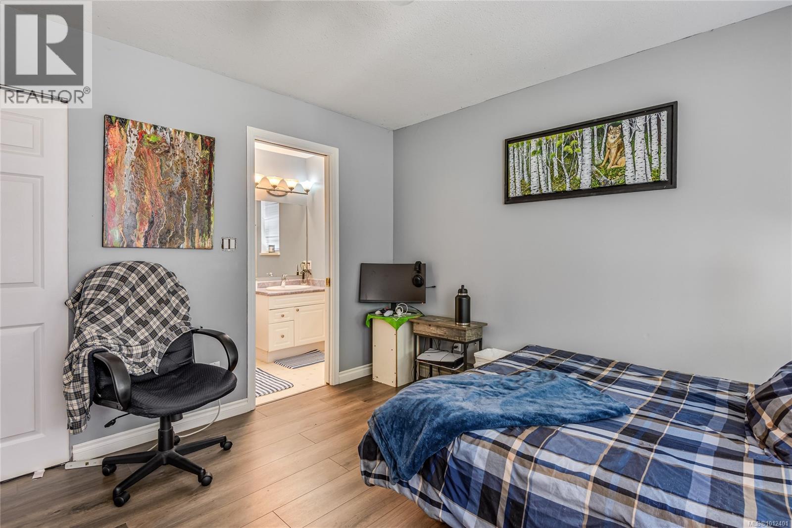 Photo 18 of 2702 Eden St, Campbell River BC