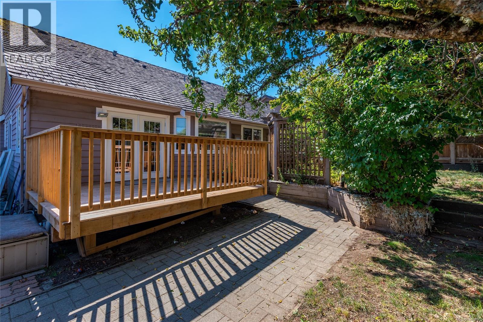 Photo 37 of 2702 Eden St, Campbell River BC