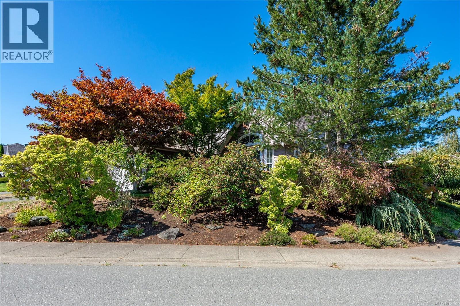 Photo 42 of 2702 Eden St, Campbell River BC