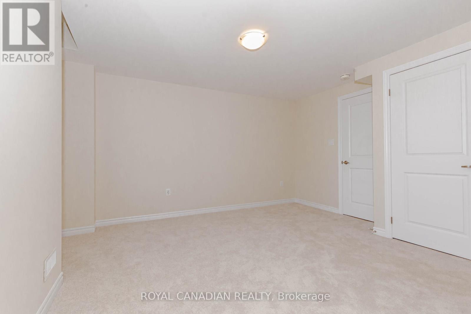 Photo 11 of 1453 National Common, Burlington ON