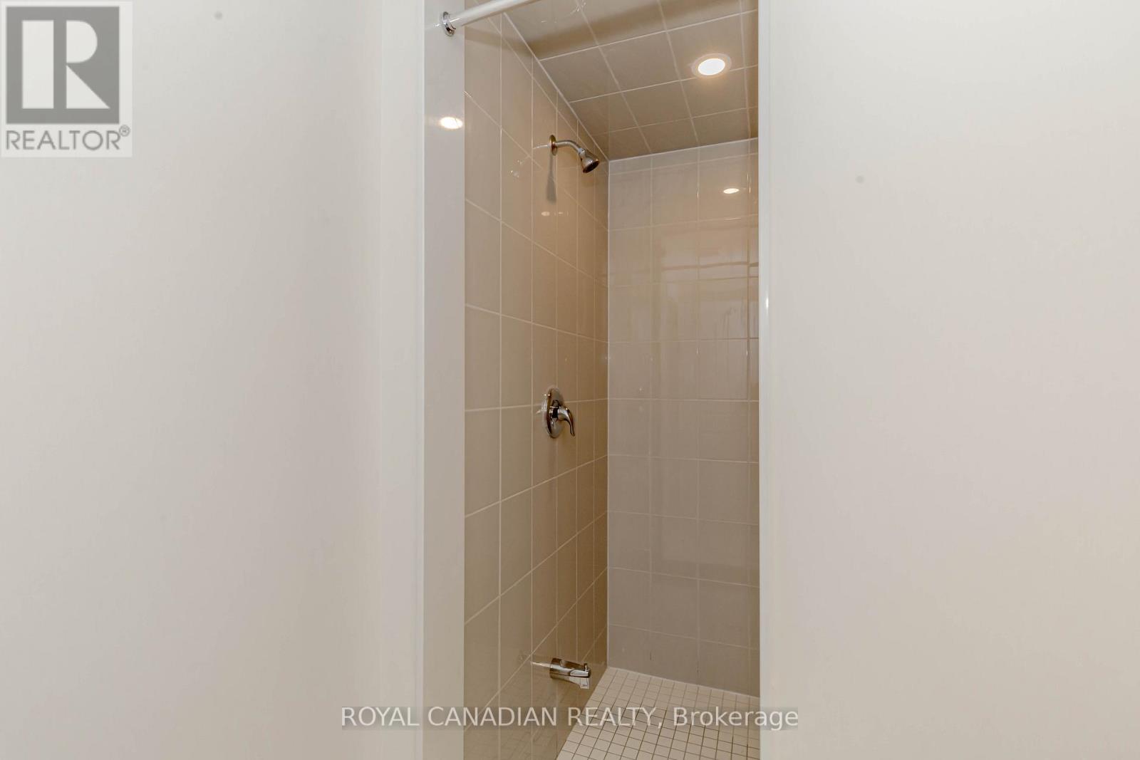 Photo 14 of 1453 National Common, Burlington ON