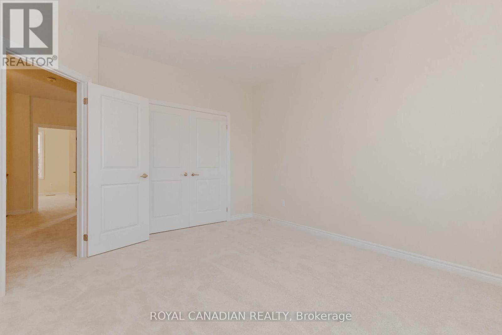 Photo 32 of 1453 National Common, Burlington ON