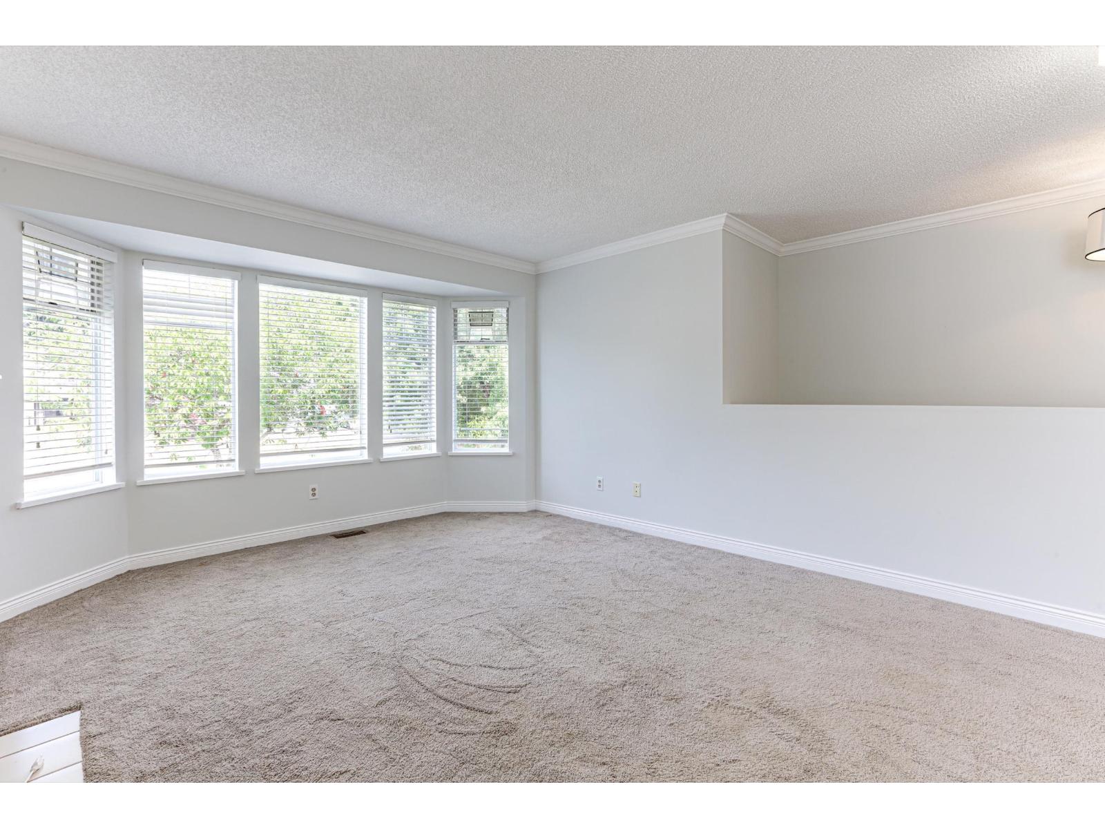 Photo 6 of 14134 67 Avenue, Surrey BC