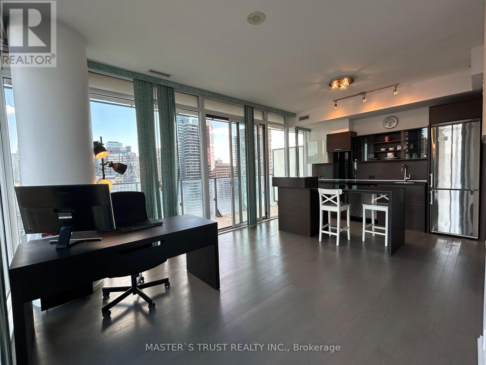 Photo 5 of 1702 75 St Nicholas Street, Toronto ON