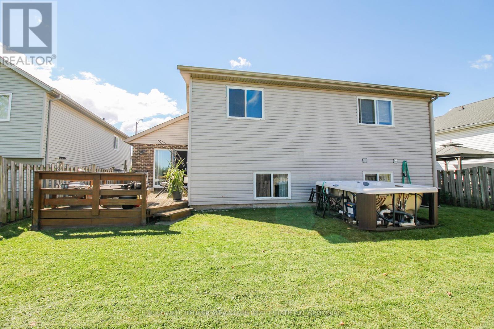 Photo 29 of 19 Windle Village Crescent, Thorold ON