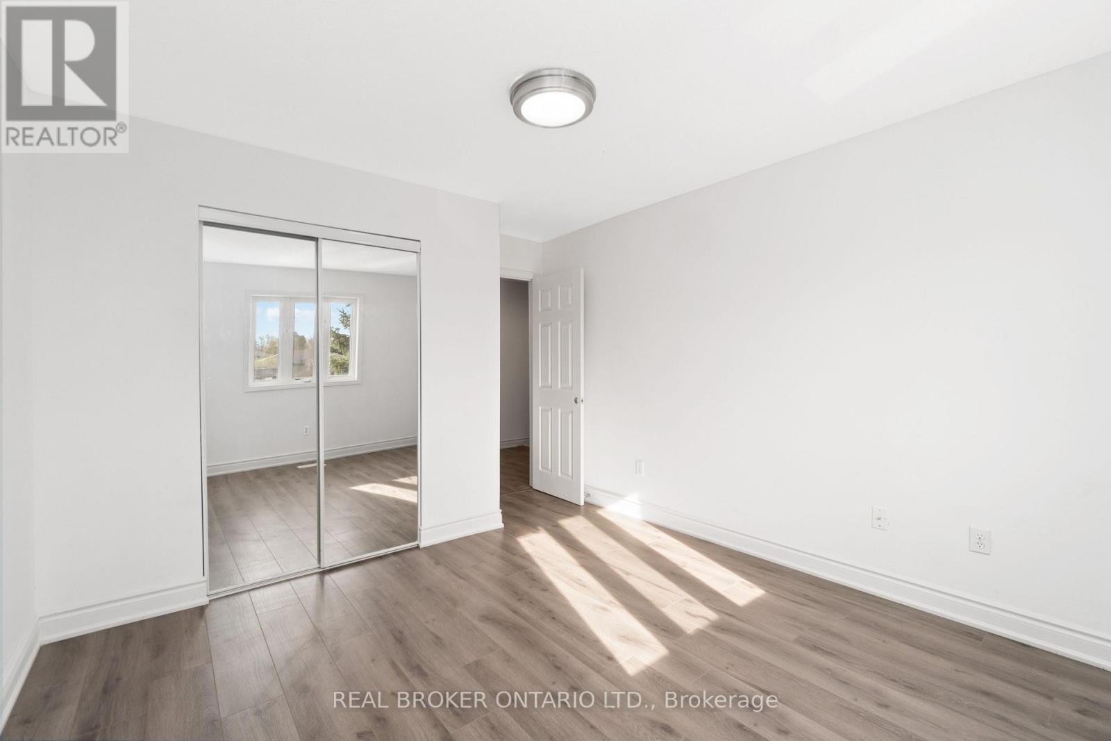 Photo 23 of 3 A Southpark Drive, Ottawa ON
