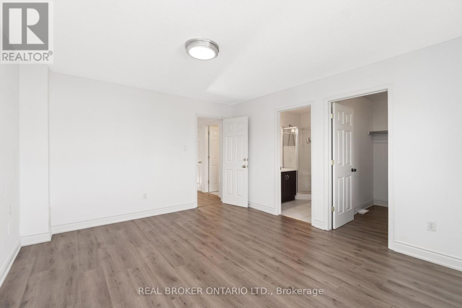 Photo 31 of 3 A Southpark Drive, Ottawa ON
