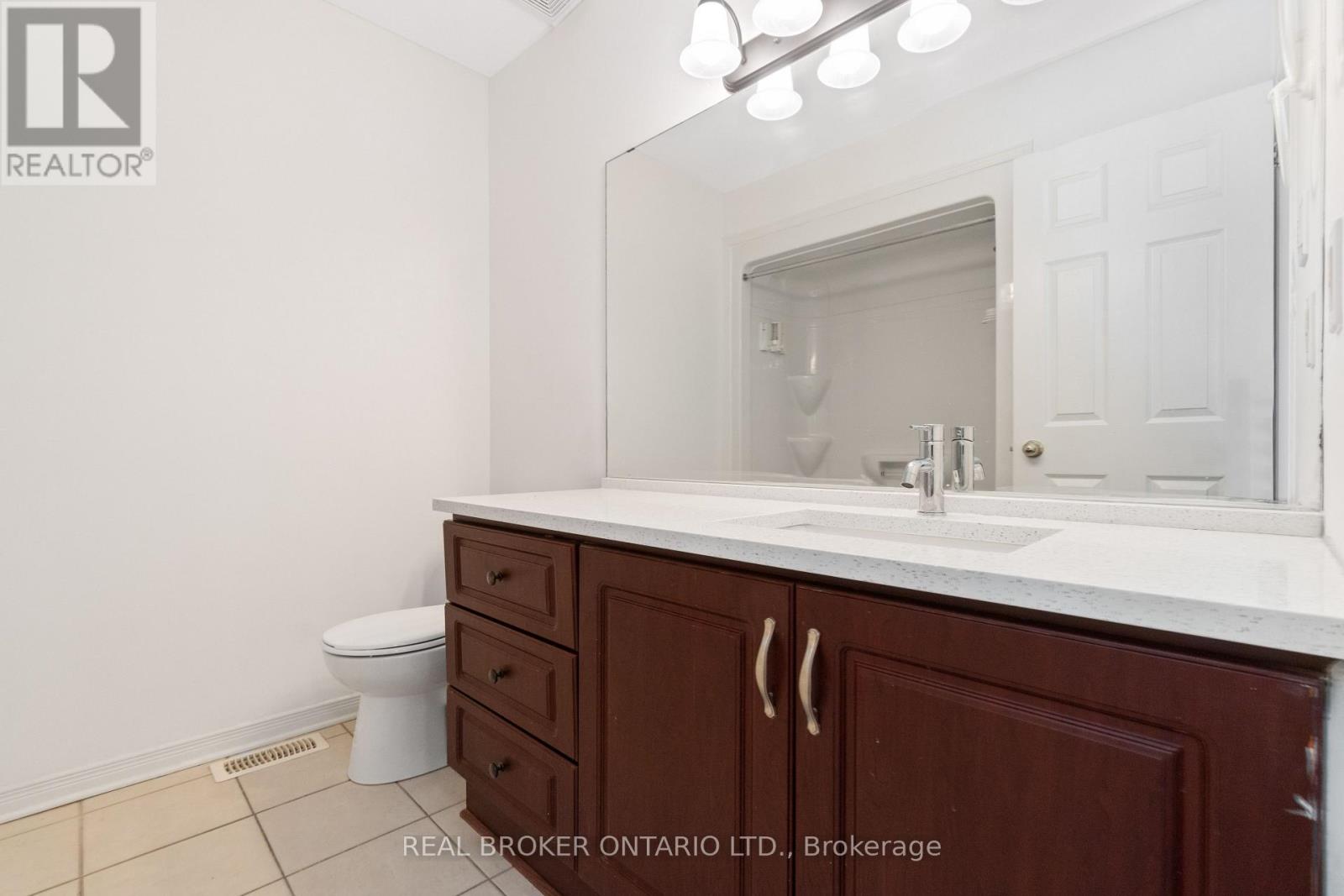 Photo 36 of 3 A Southpark Drive, Ottawa ON