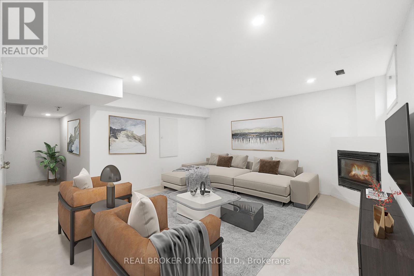 Photo 6 of 3 A Southpark Drive, Ottawa ON