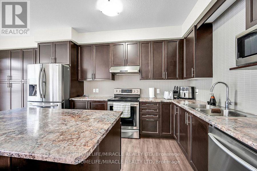 Photo 10 of 3 Aldgate Avenue, Hamilton ON