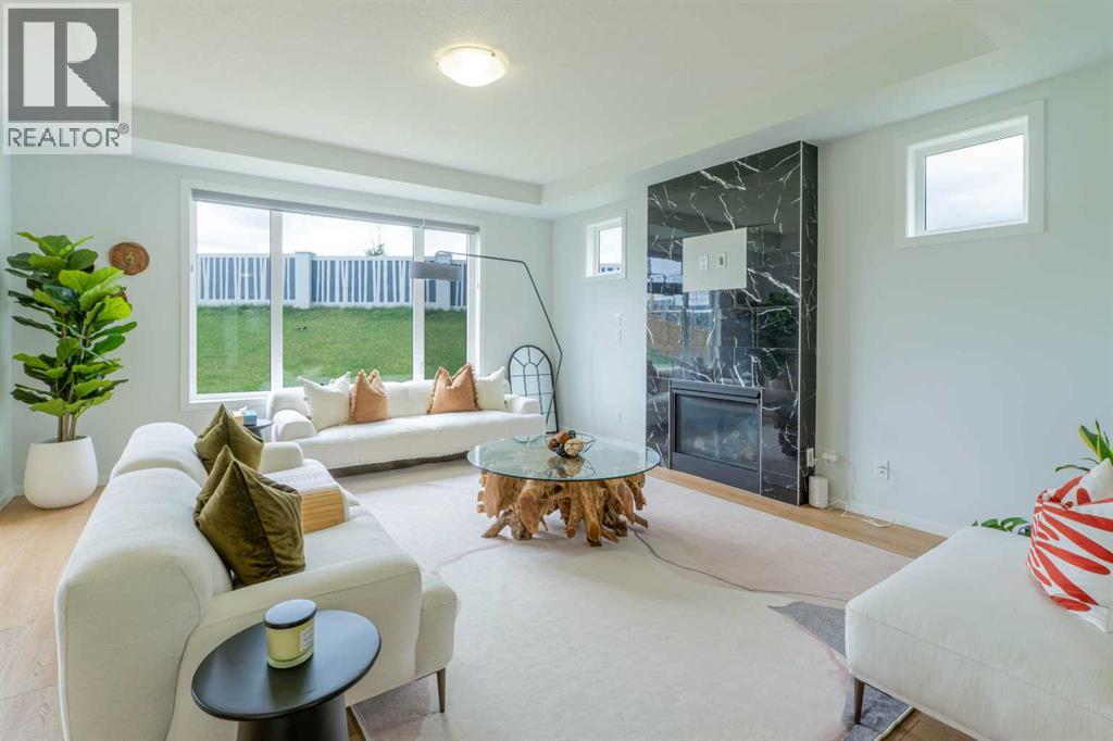 Photo 10 of 119 Carrington Circle Nw, Calgary AB