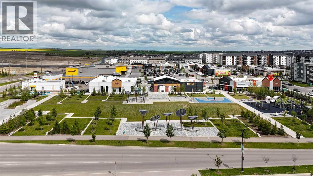 Photo 3 of 119 Carrington Circle Nw, Calgary AB