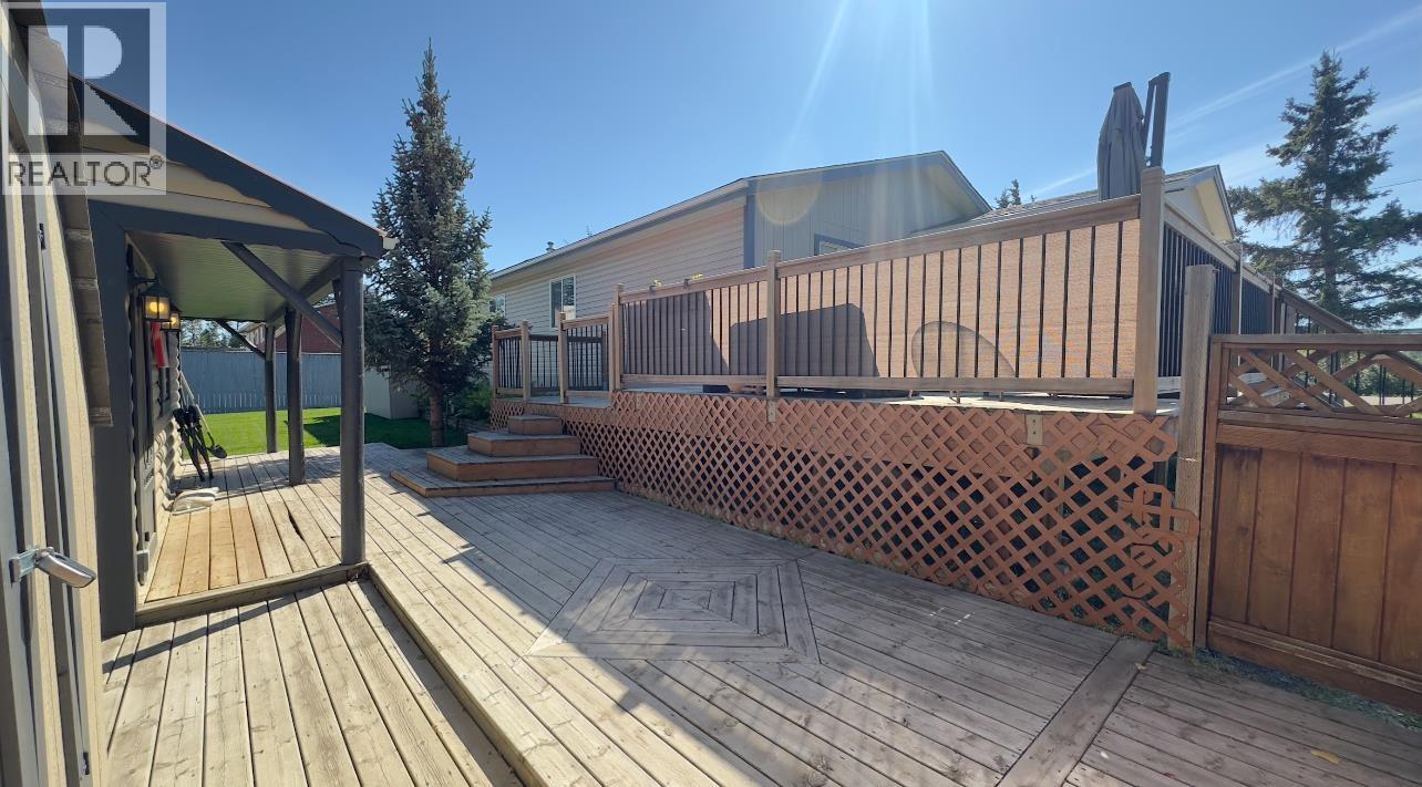 Photo 24 of 11402 Poplar Road, Fort St John BC