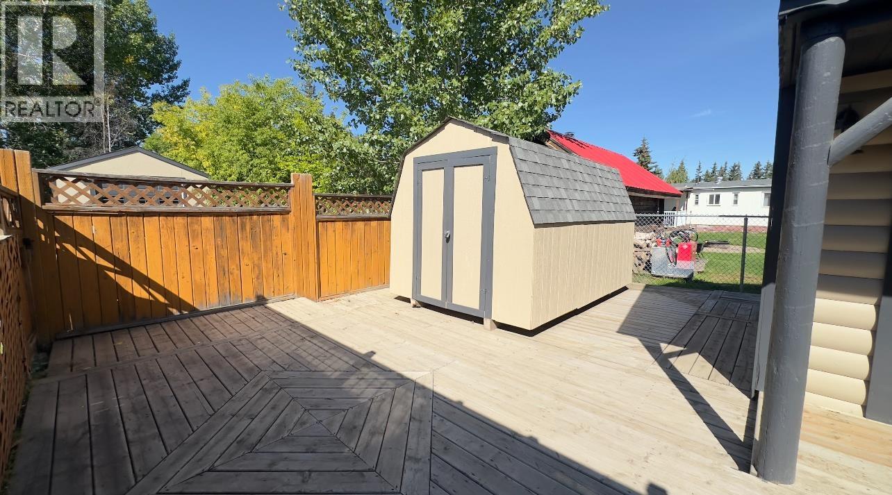 Photo 23 of 11402 Poplar Road, Fort St John BC