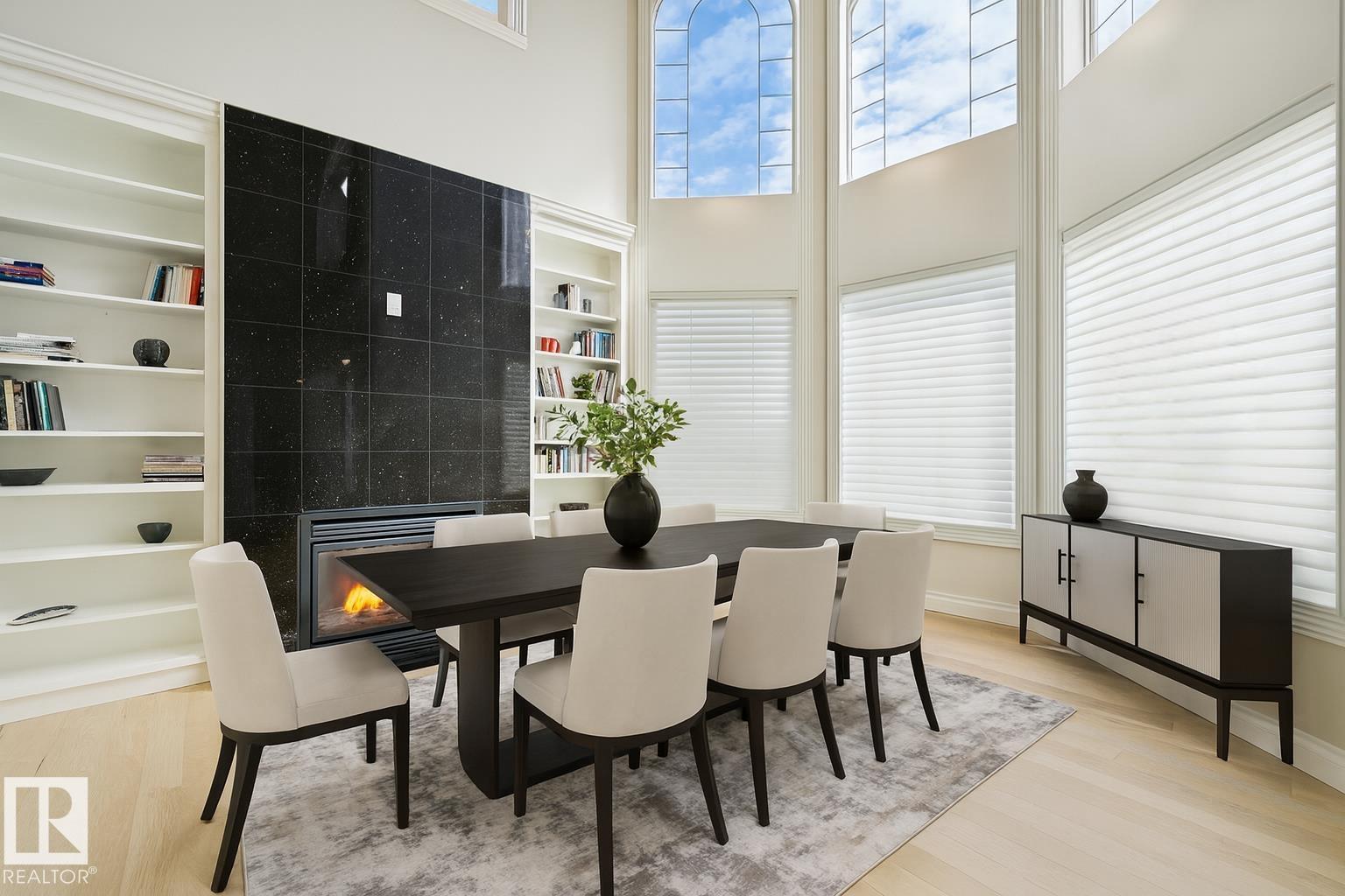 Photo 10 of 2426 Martell Cr Nw, Edmonton AB