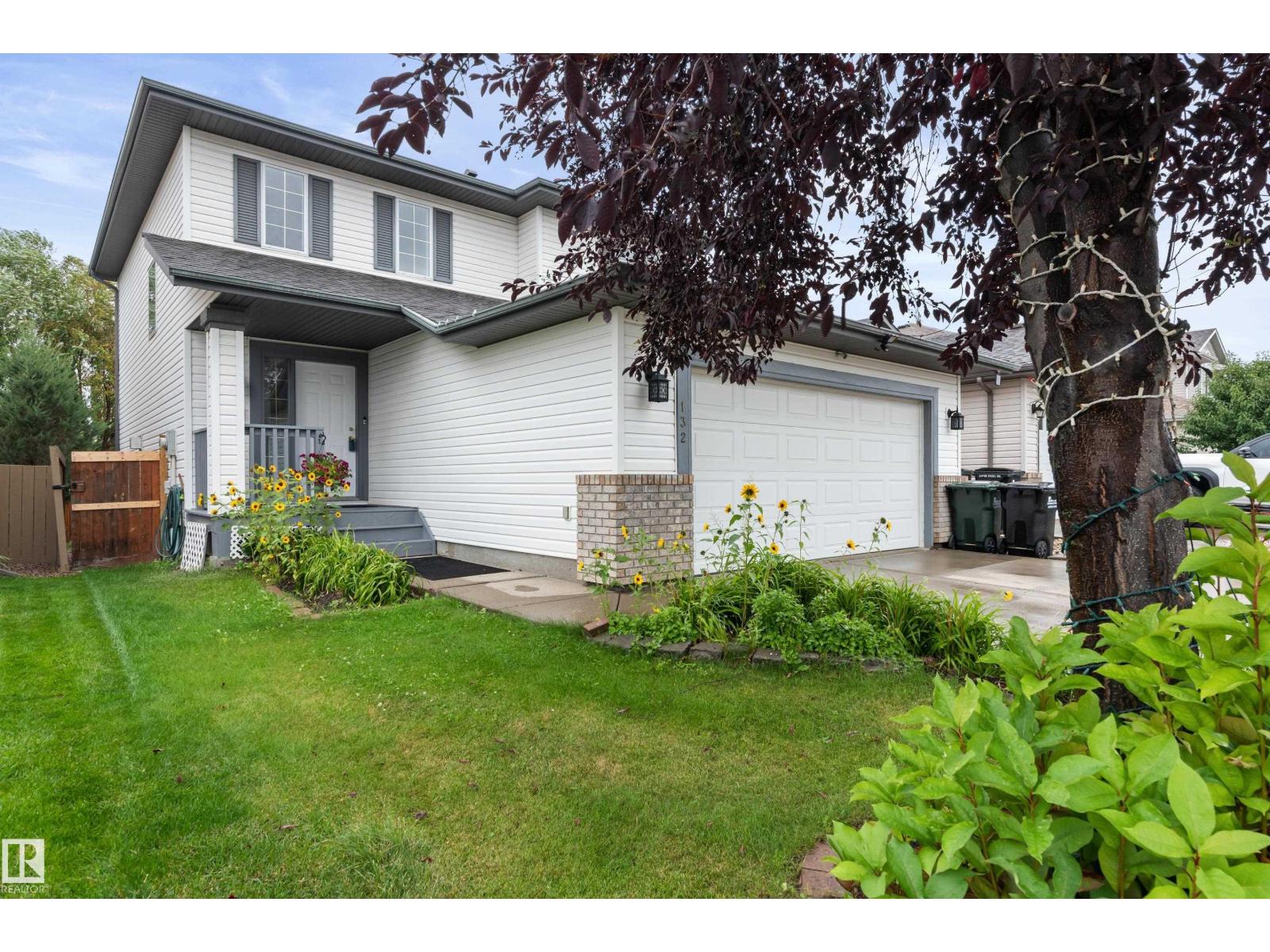 Photo 2 of 132 Foxboro Tc, Sherwood Park AB