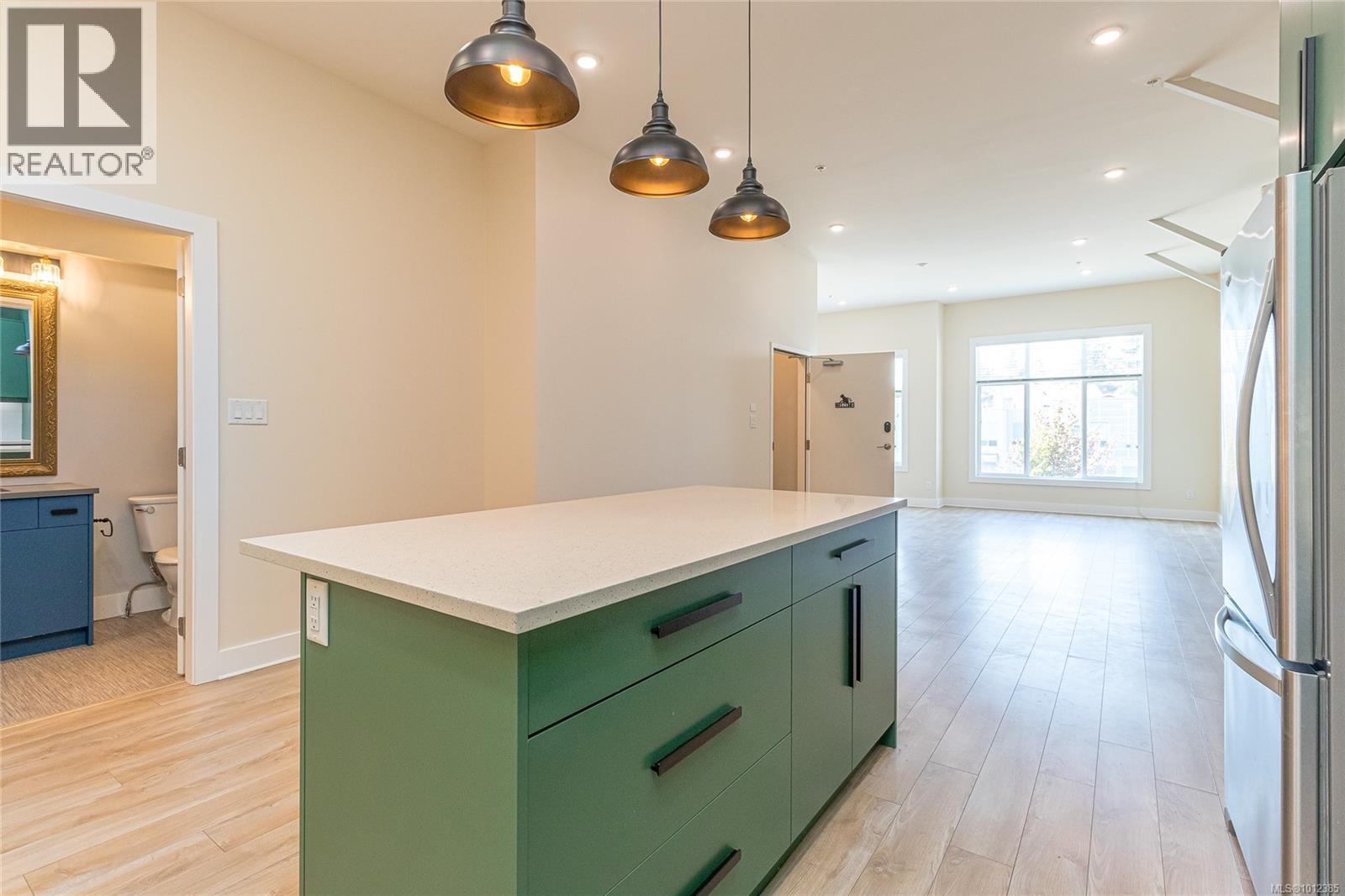 Photo 17 of 107 2785 Leigh Rd, Langford BC
