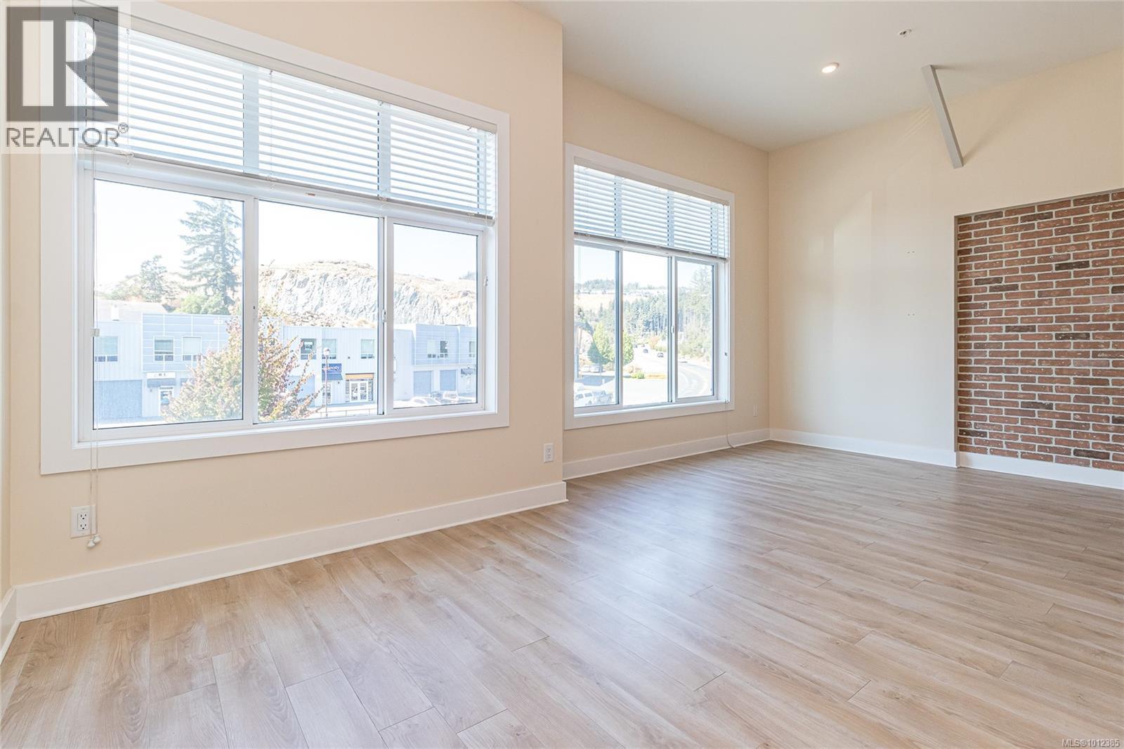 Photo 8 of 107 2785 Leigh Rd, Langford BC