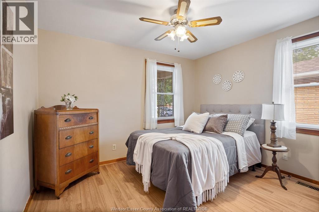 Photo 13 of 2662 Turner, Windsor ON
