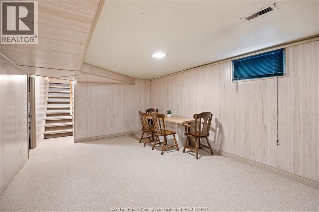 Photo 16 of 2662 Turner, Windsor ON