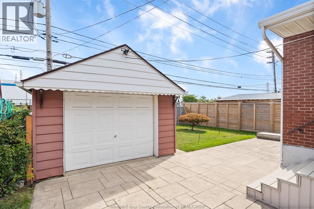 Photo 22 of 2662 Turner, Windsor ON