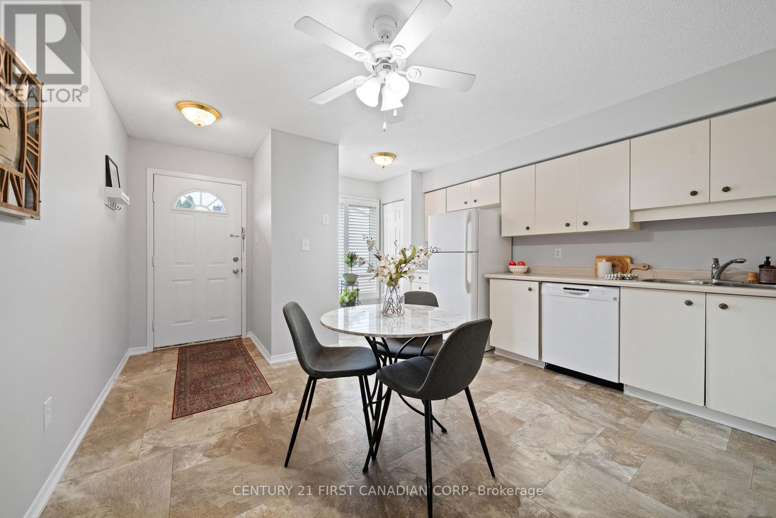 Photo 16 of 56 120 Centre Street, London South ON