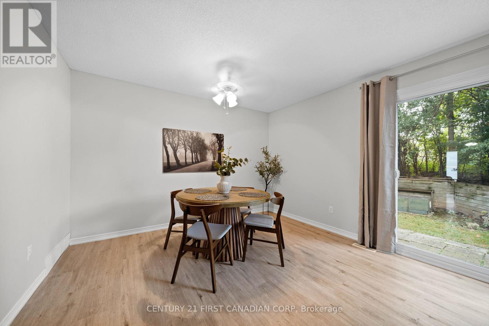 Photo 22 of 56 120 Centre Street, London South ON