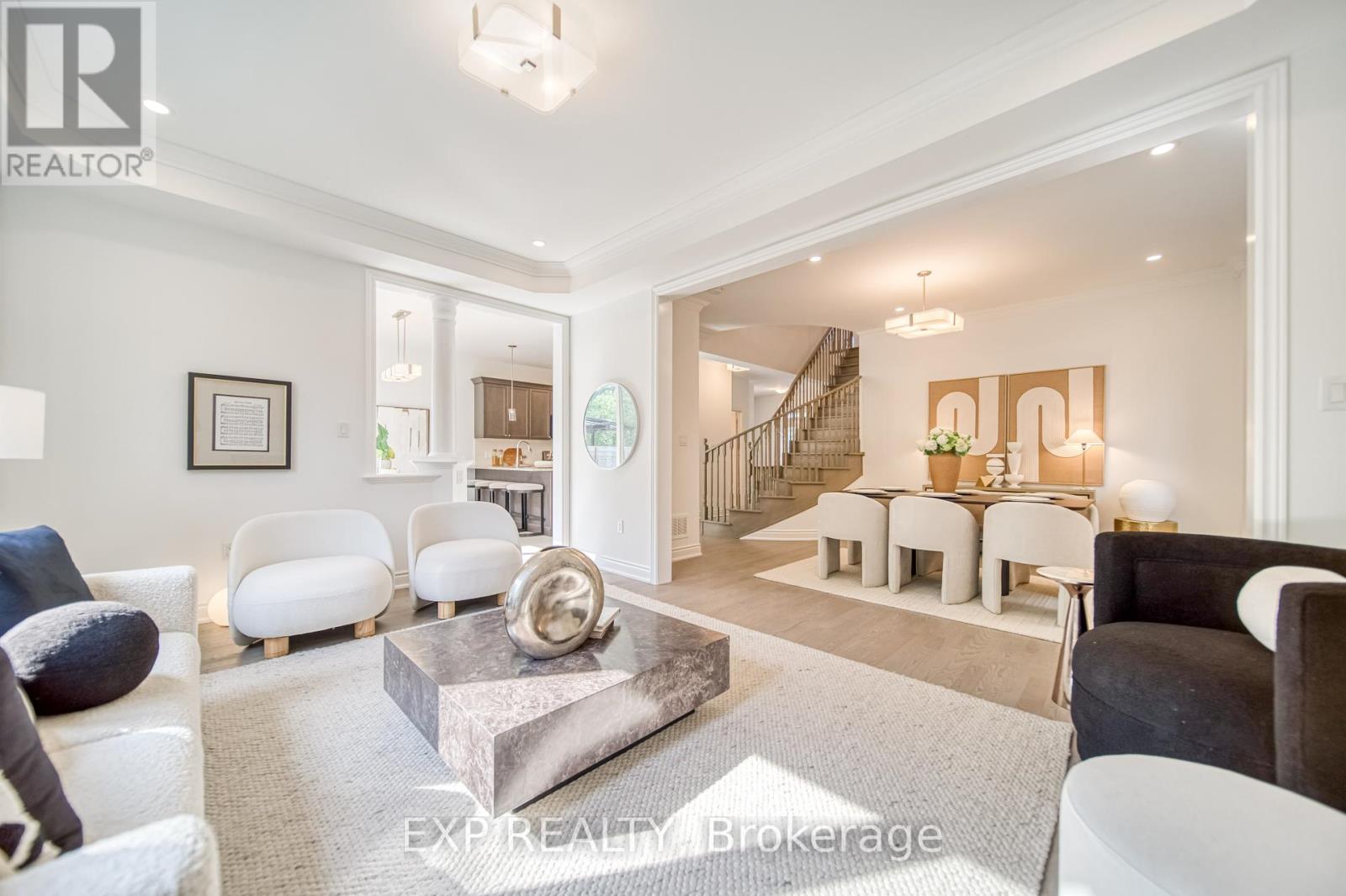 Photo 13 of 9 Armour Street, Whitby ON