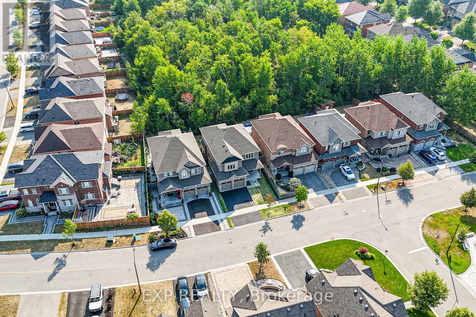 Photo 42 of 9 Armour Street, Whitby ON