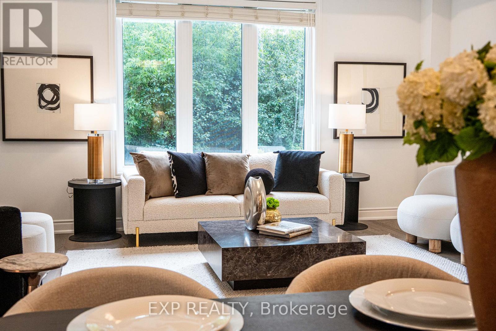 Photo 6 of 9 Armour Street, Whitby ON