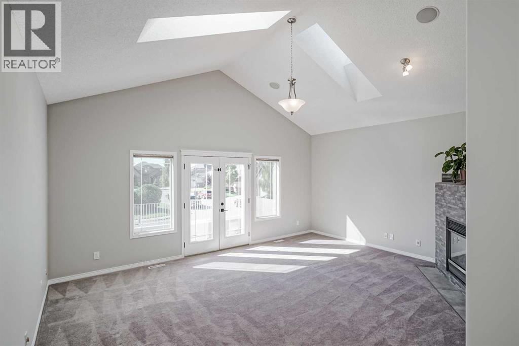 Photo 22 of 42 Cranleigh Manor Se, Calgary AB