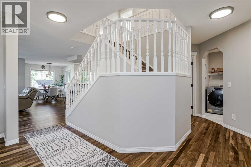 Photo 17 of 42 Cranleigh Manor Se, Calgary AB
