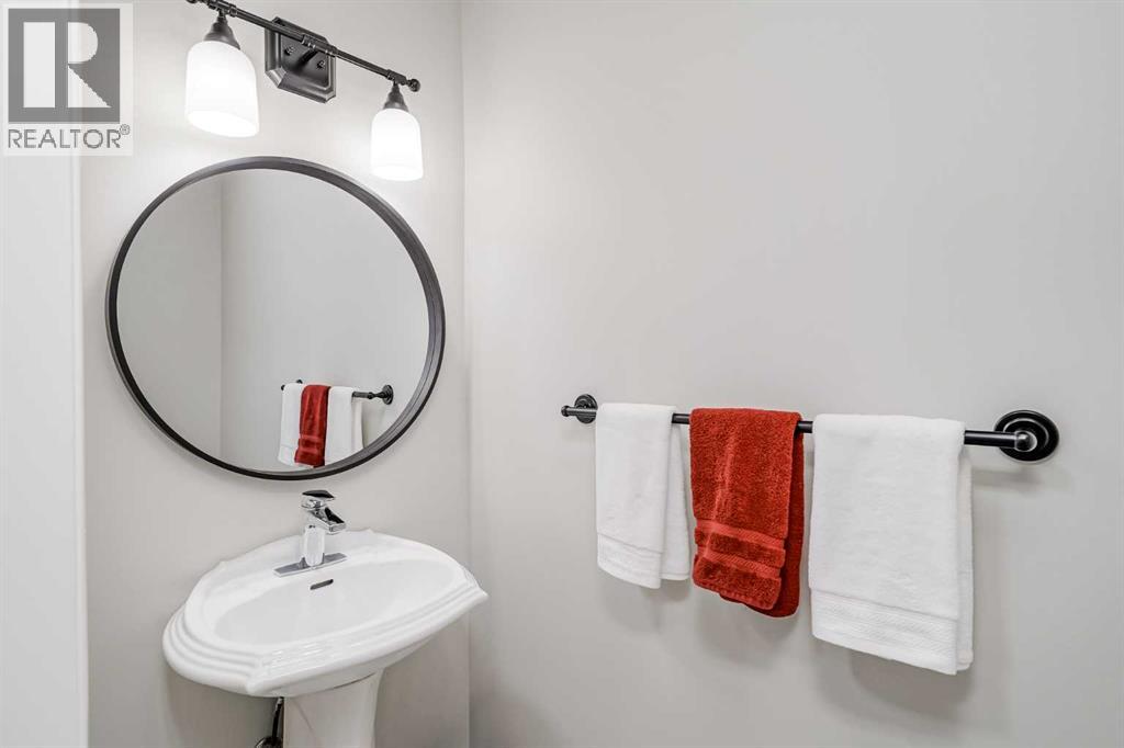 Photo 19 of 42 Cranleigh Manor Se, Calgary AB