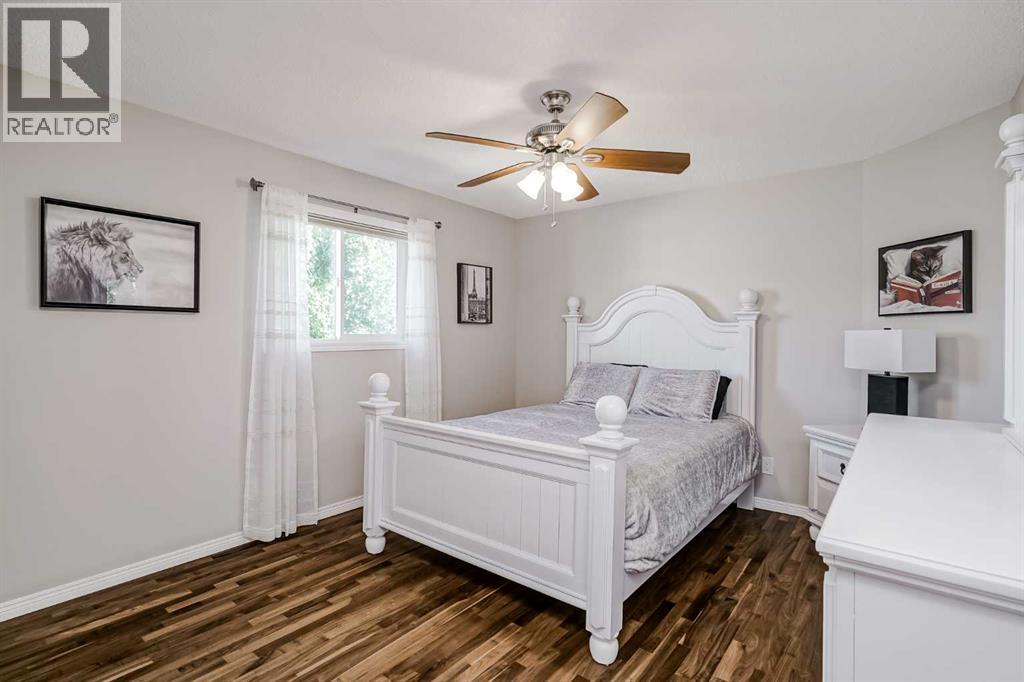 Photo 35 of 42 Cranleigh Manor Se, Calgary AB