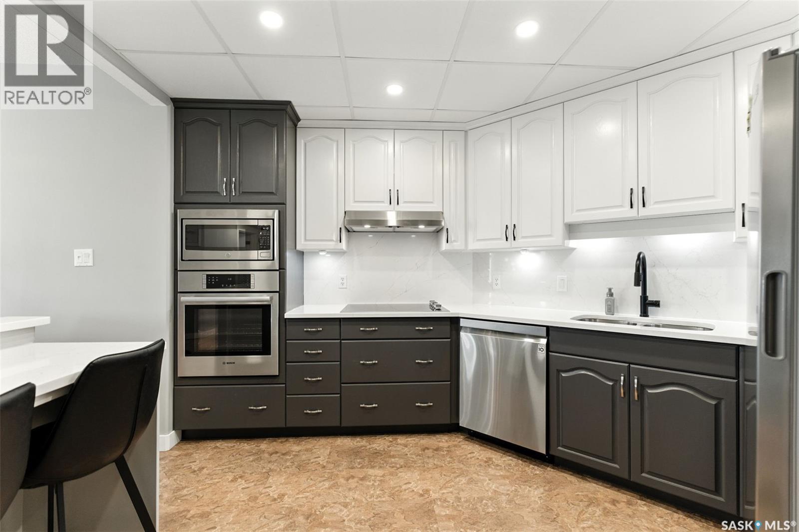 Photo 12 of 401 303 5th Avenue N, Saskatoon SK