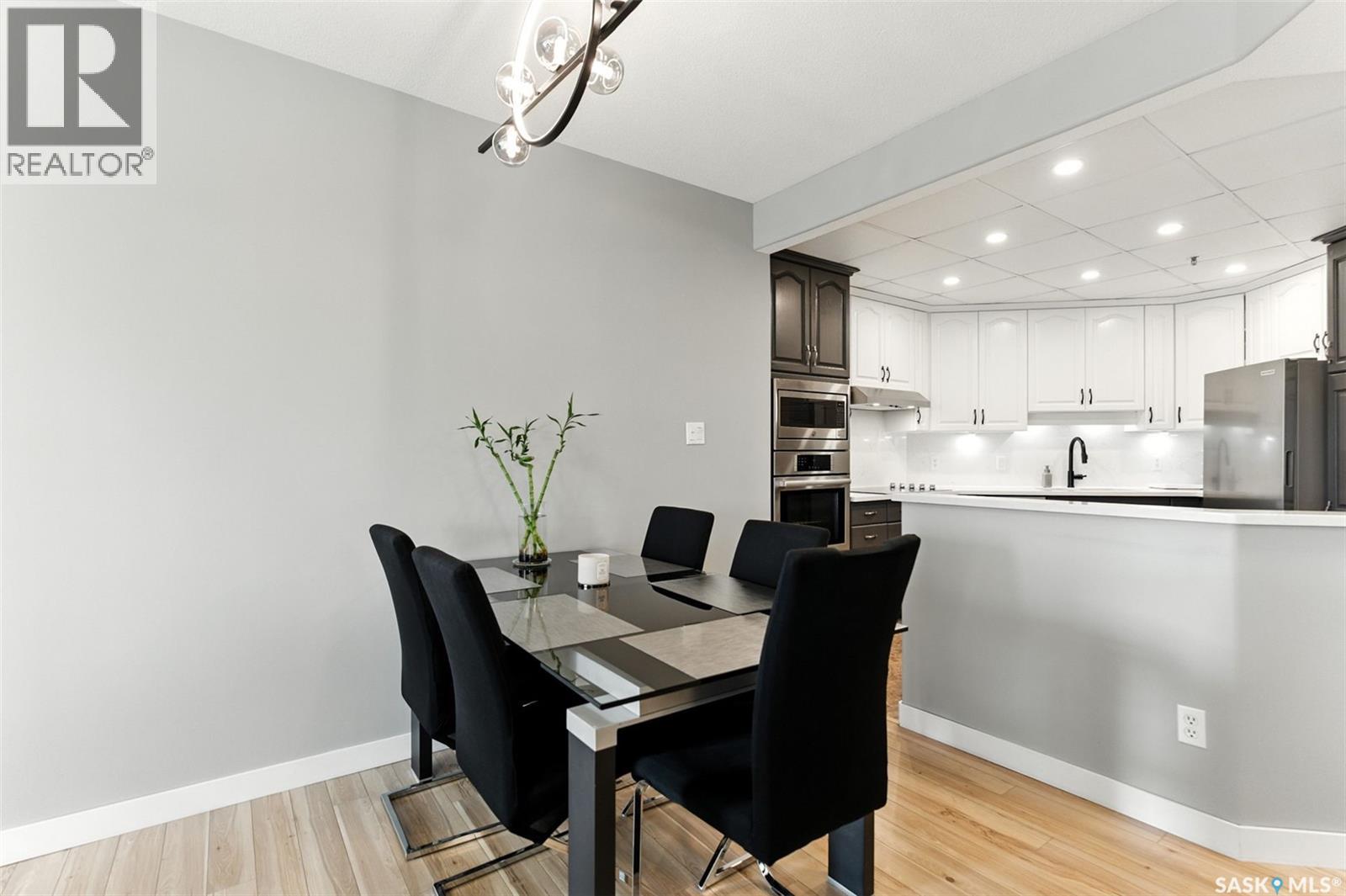Photo 9 of 401 303 5th Avenue N, Saskatoon SK