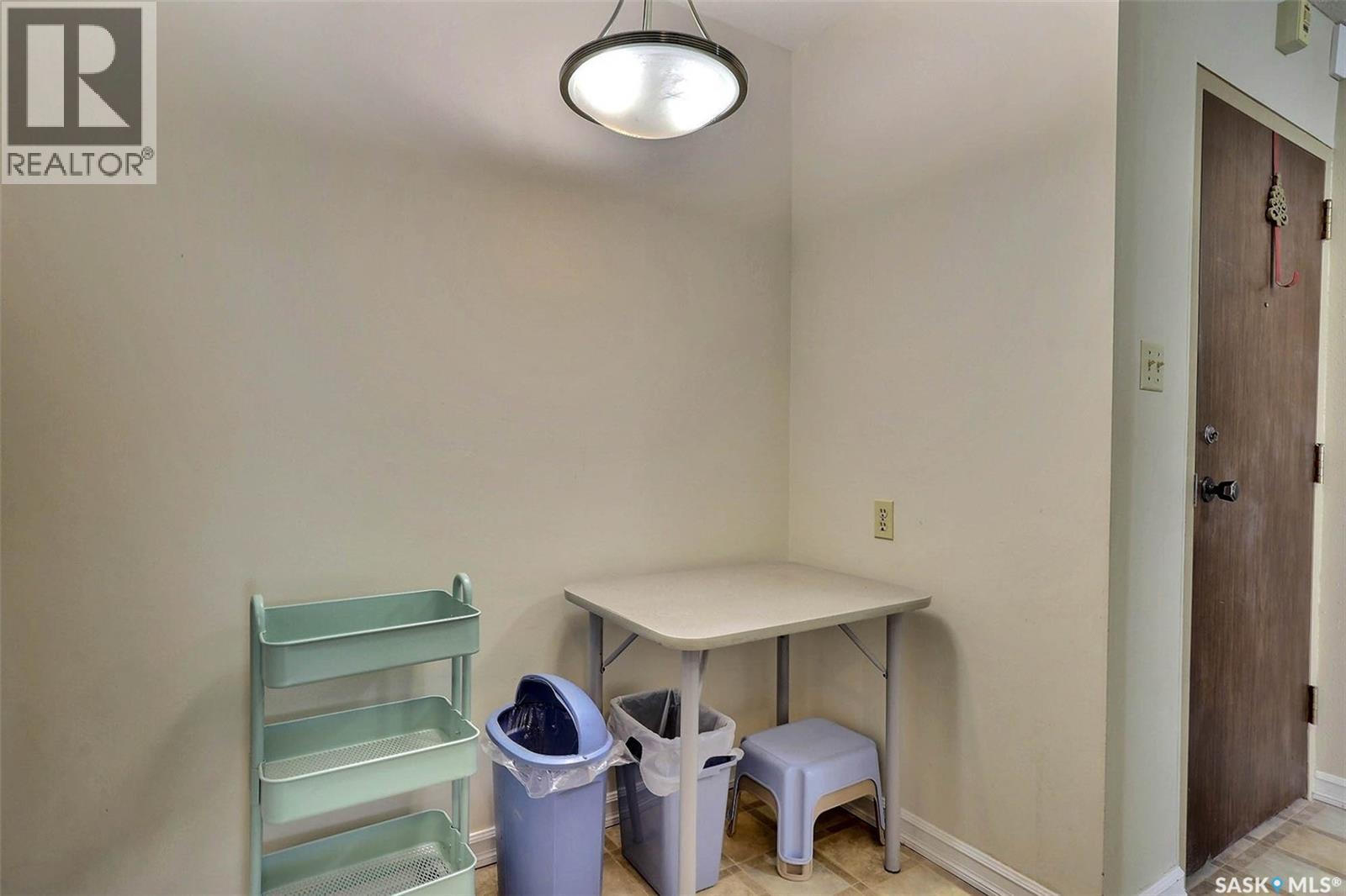Photo 16 of 204 3520 Hillsdale Street, Regina SK