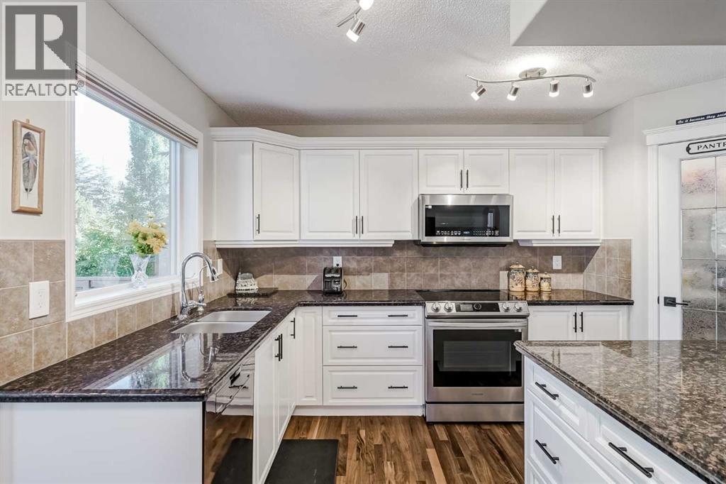 Photo 8 of 42 Cranleigh Manor Se, Calgary AB