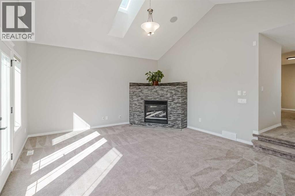 Photo 23 of 42 Cranleigh Manor Se, Calgary AB