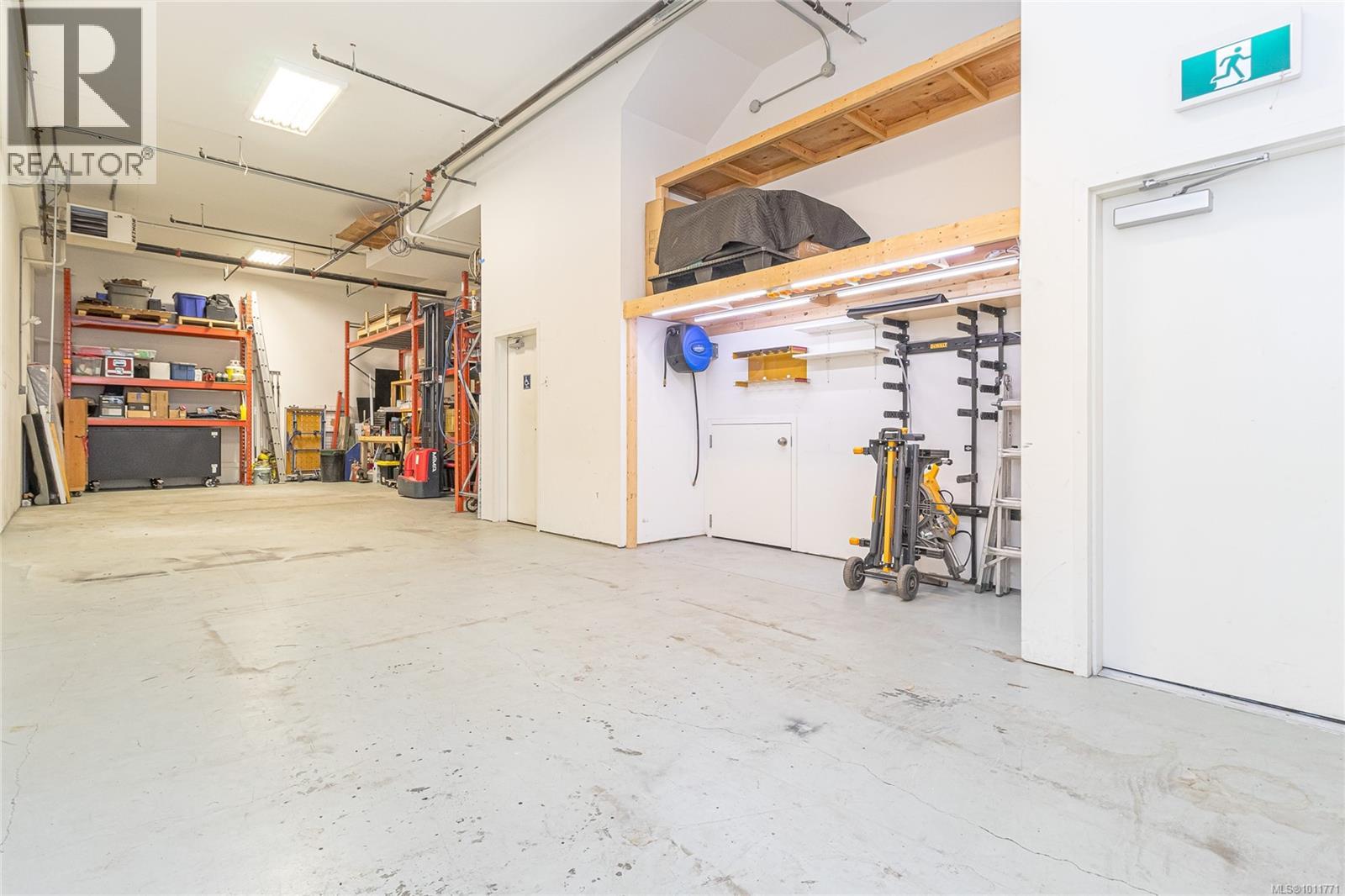Photo 24 of 107 2785 Leigh Rd, Langford BC