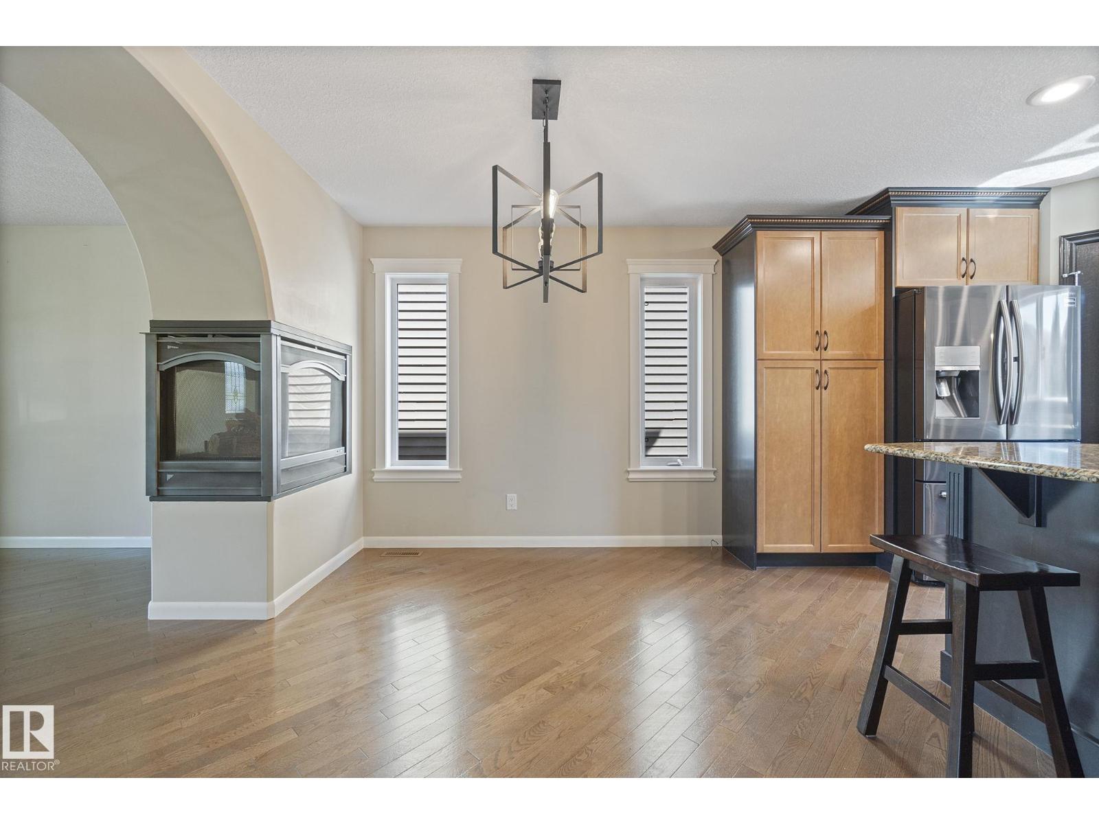Photo 12 of 1715 63 St Sw, Edmonton AB