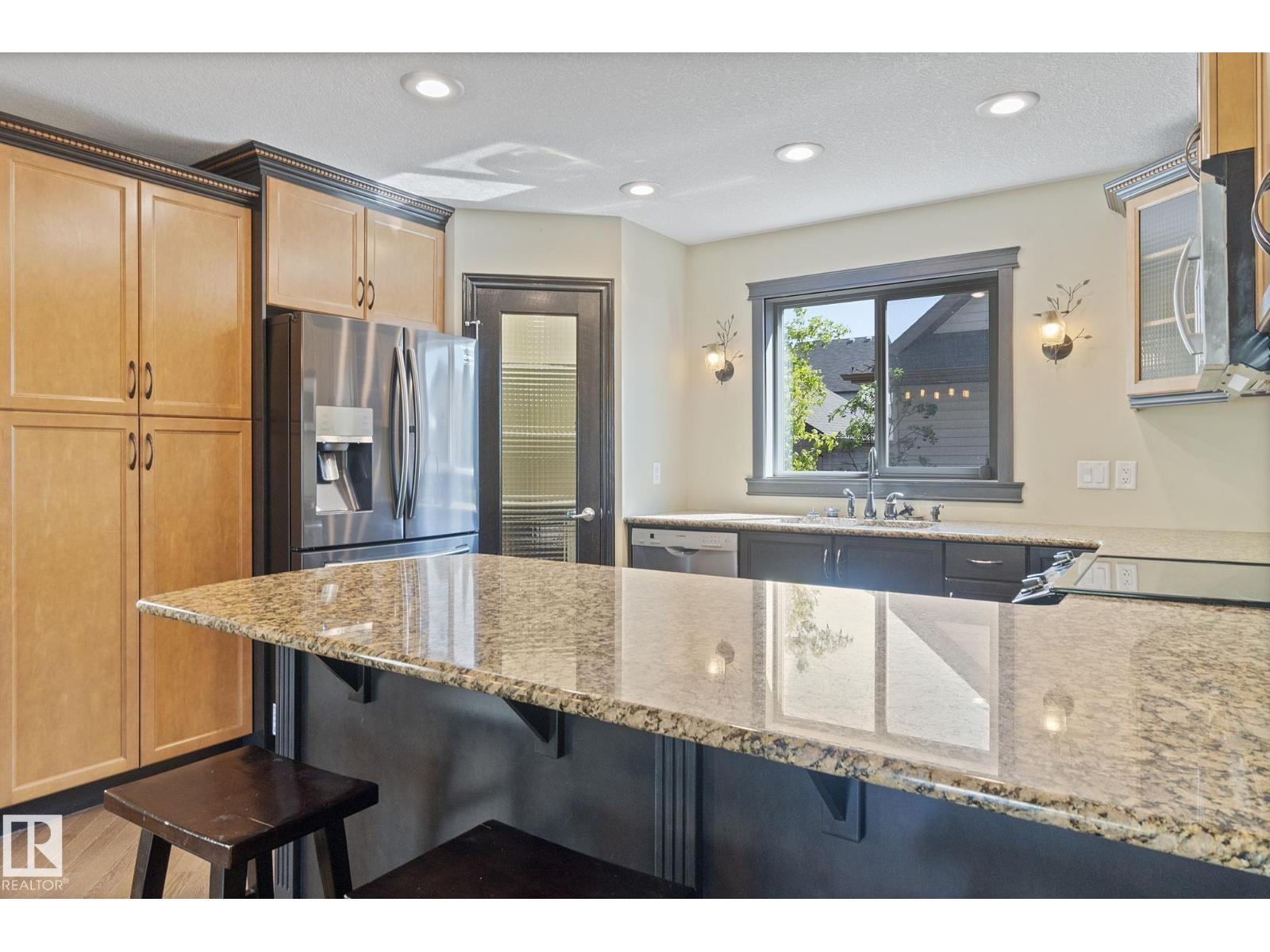 Photo 15 of 1715 63 St Sw, Edmonton AB