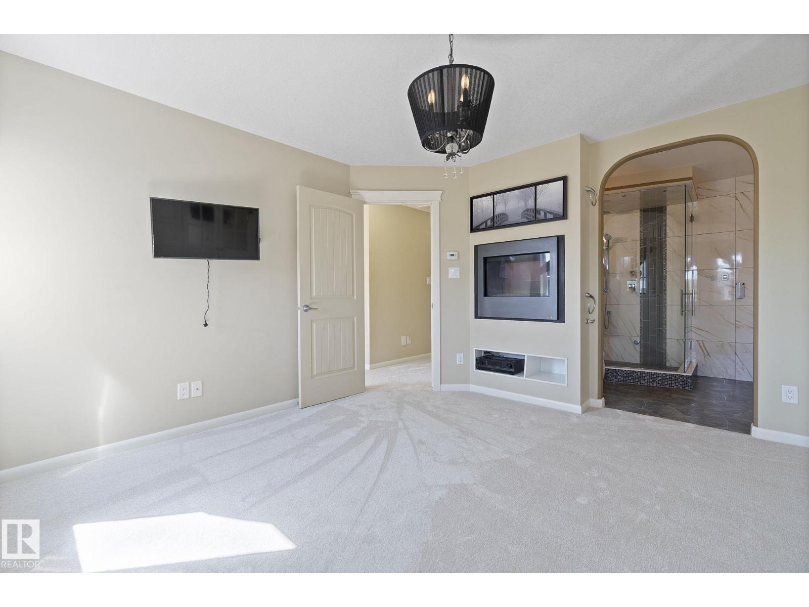 Photo 25 of 1715 63 St Sw, Edmonton AB