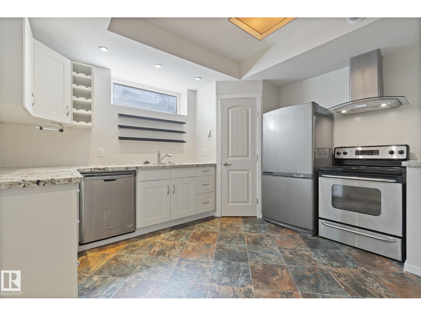 Photo 44 of 1715 63 St Sw, Edmonton AB