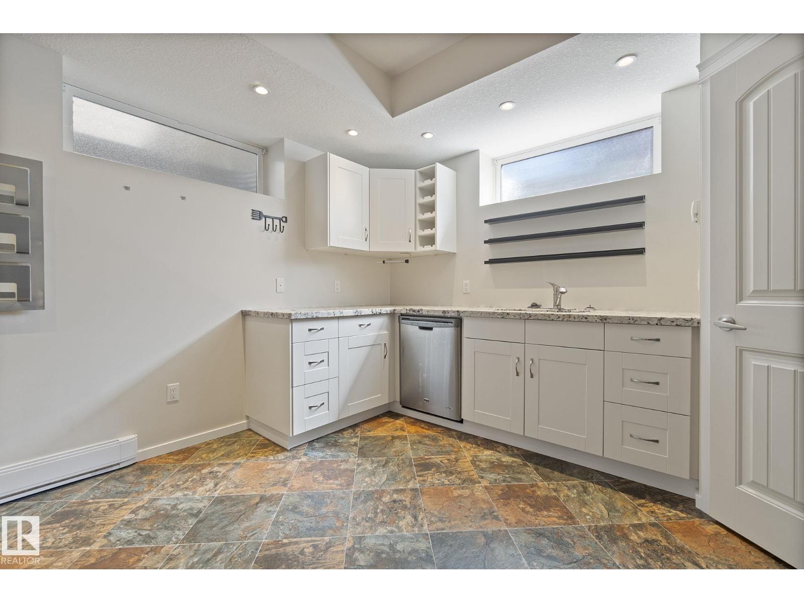 Photo 45 of 1715 63 St Sw, Edmonton AB
